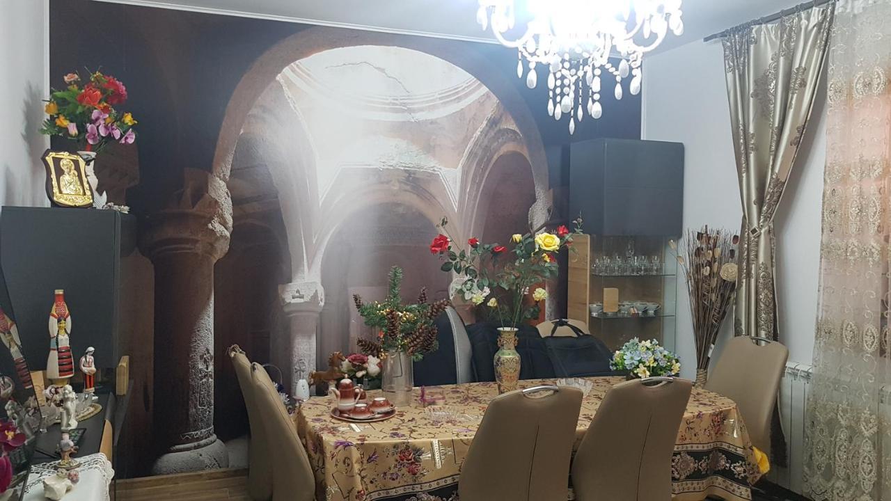 מלון Petroşani Casa Cojanu מראה חיצוני תמונה